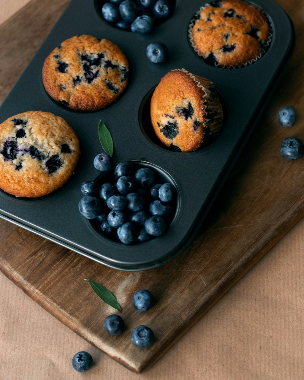 Healthy Sourdough Blueberry Muffins ingredients preparation